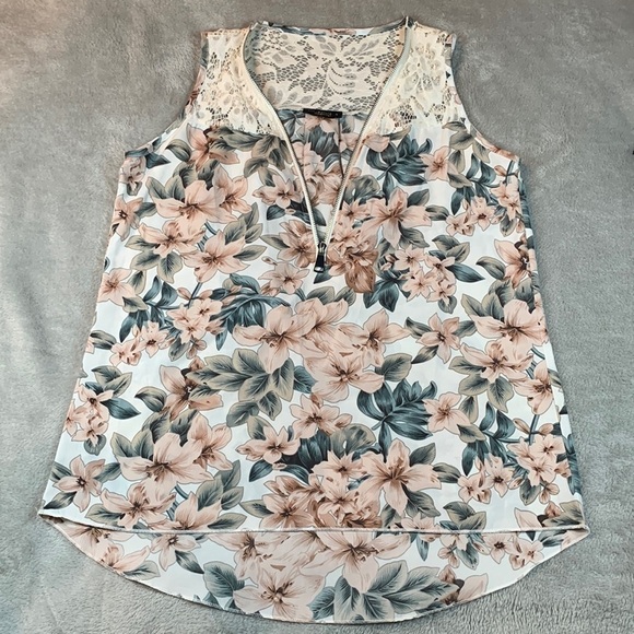 Colloseum Collection Tops - Colosseum Collection Floral Tank Top